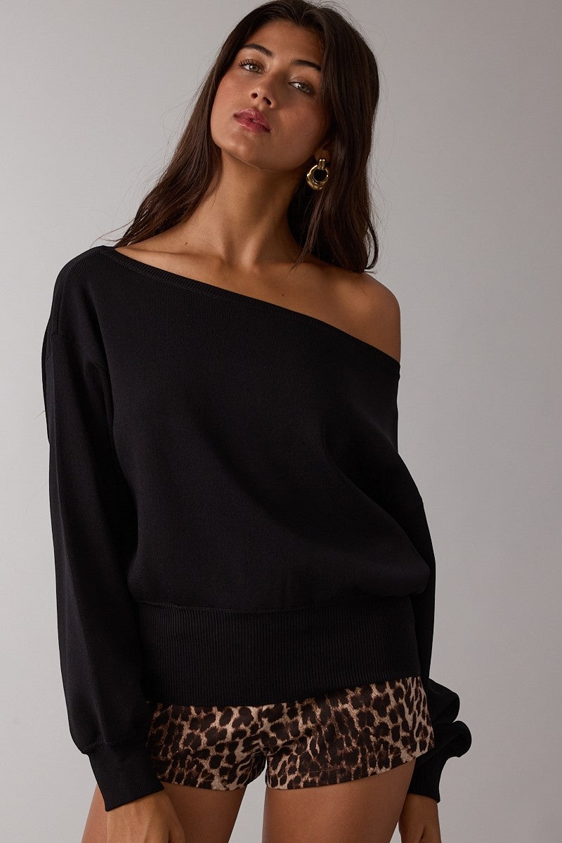 OFF SHOULDER SWEATER