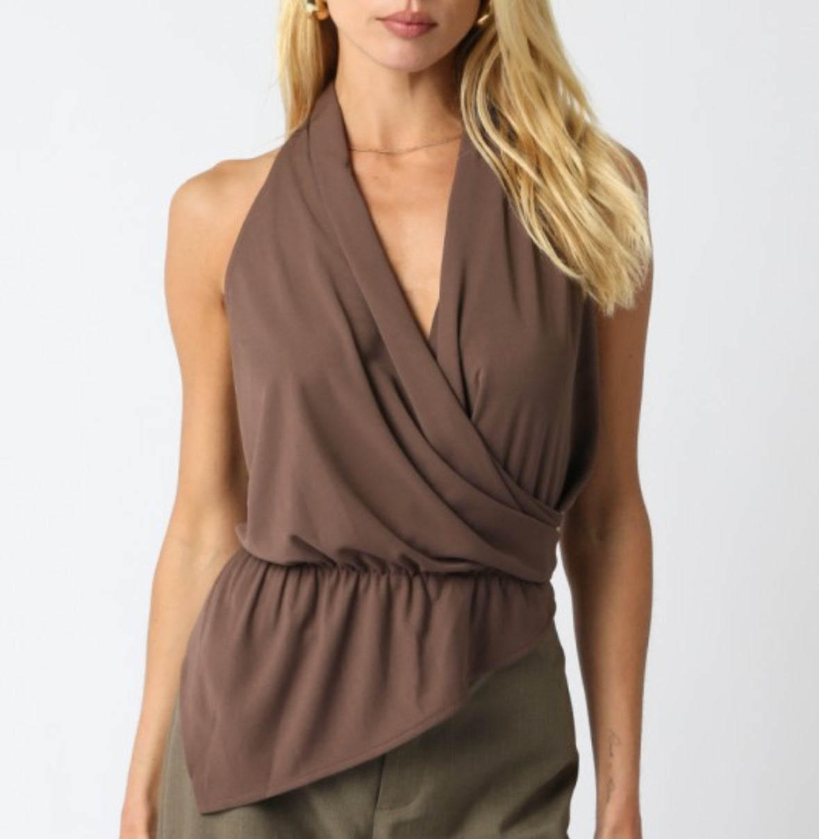 ARIA HALTER TOP