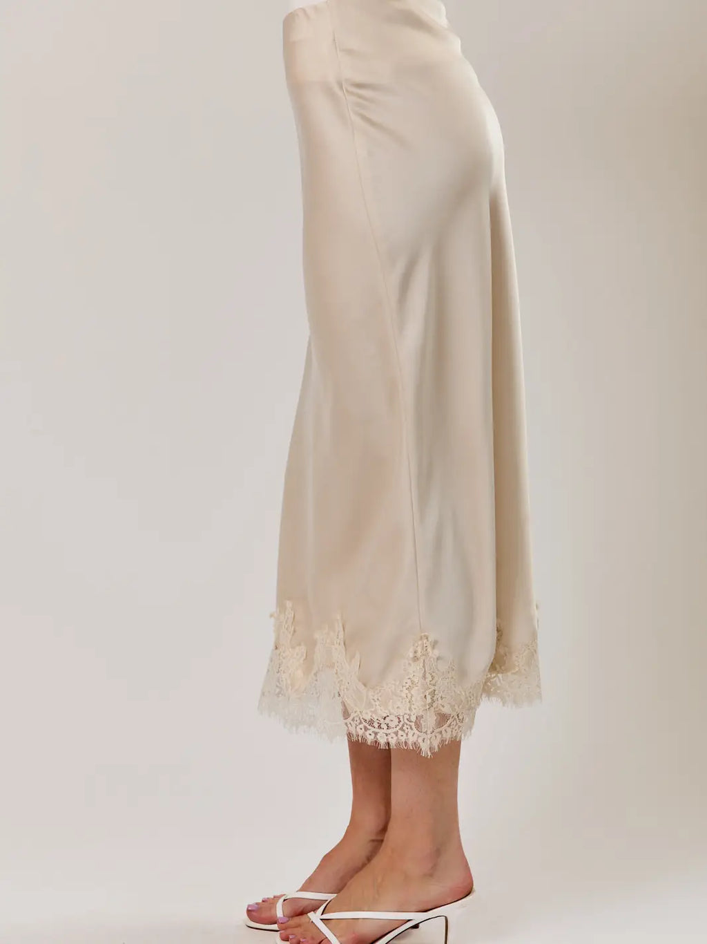 LACE MIDI SKIRT
